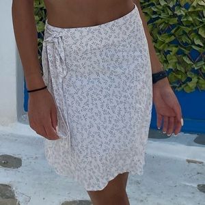 White and blue floral side tie midi skirt